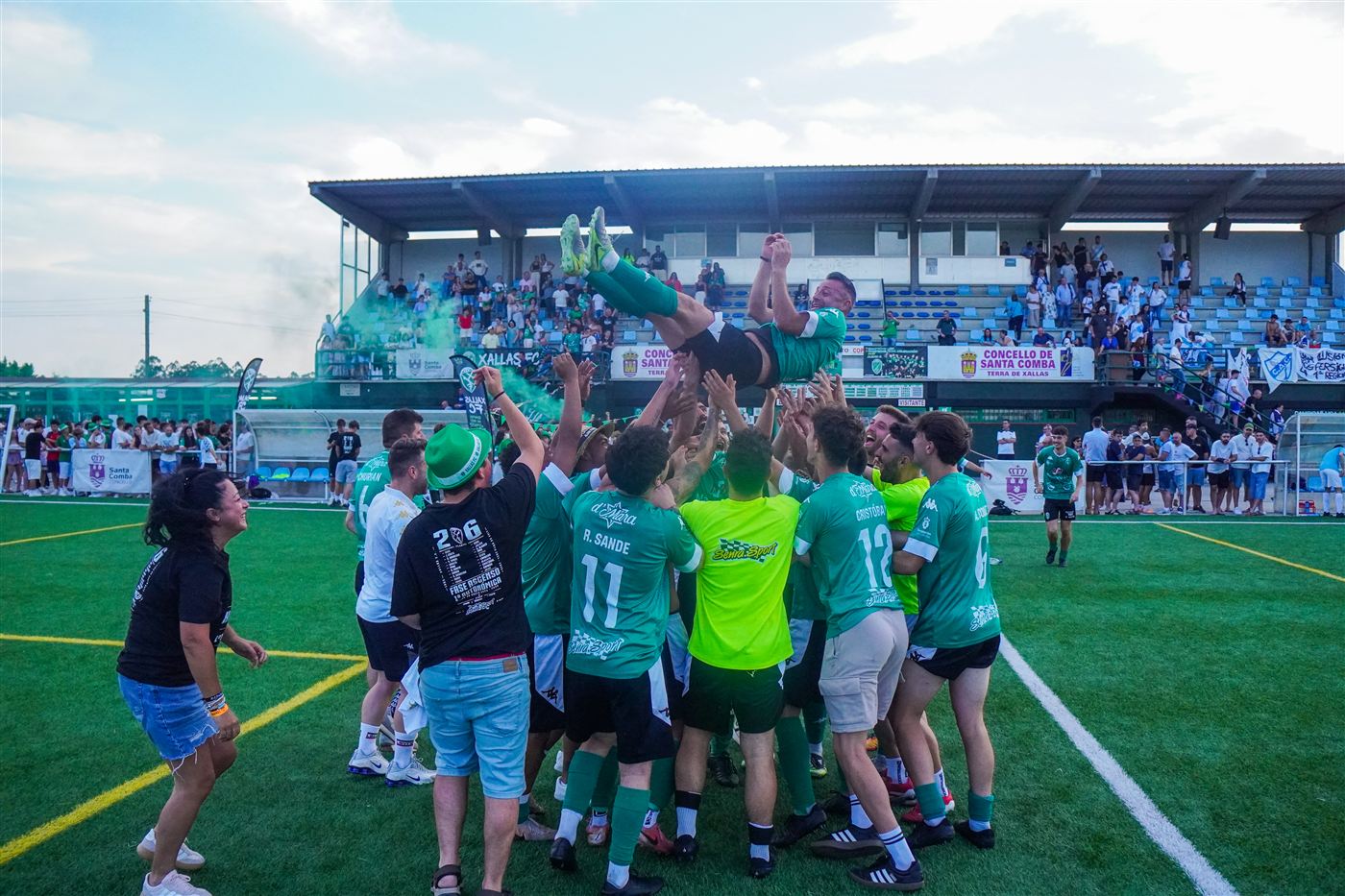 Ascenso do Xallas FC - foto de Kaatya