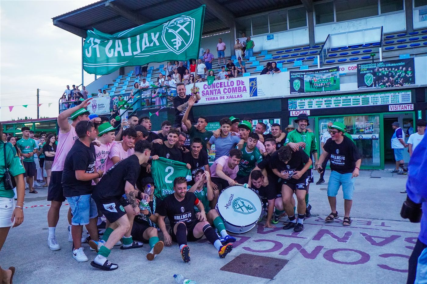 Ascenso do Xallas FC - foto de Kaatya